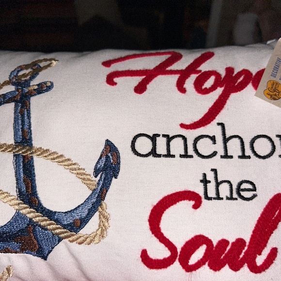 Cracker Barrel pillow - Picture 1 of 1